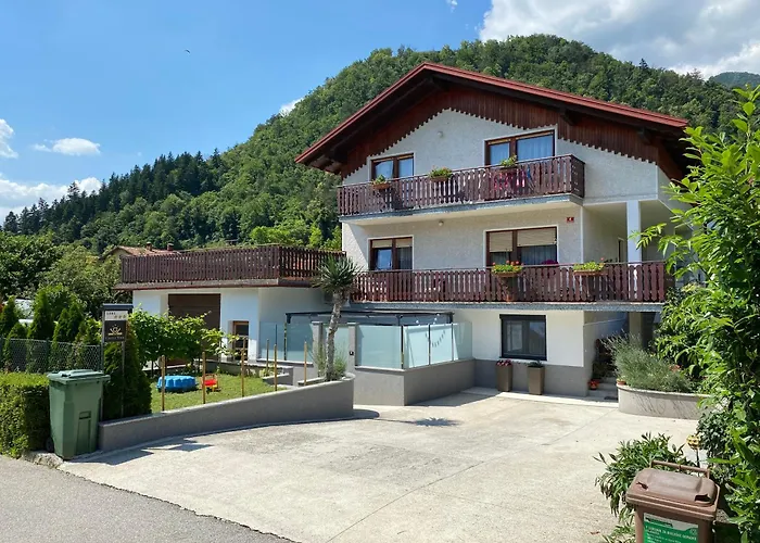 Castle View Apartma Tolmin